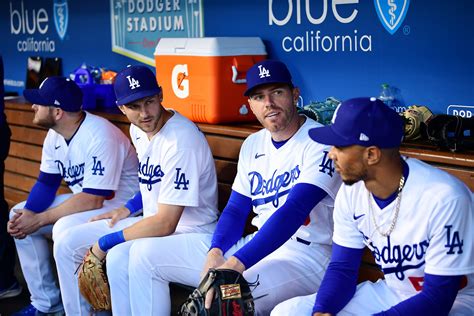 Dodgers Team Insider Thinks La Could Trim Payroll This Offseason