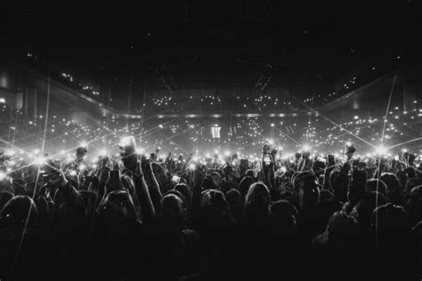 Cigarettes After Sex rozněžnili celé O2 universum musicserver cz