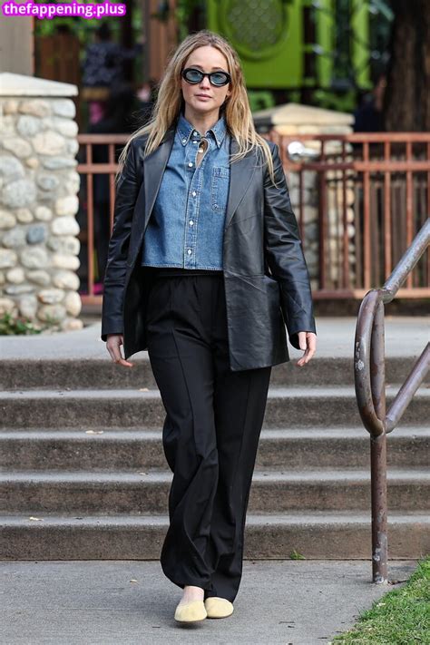 Jennifer Lawrence Jenniferlawrence Queen Jewels Nude OnlyFans Photo 1325 The Fappening Plus