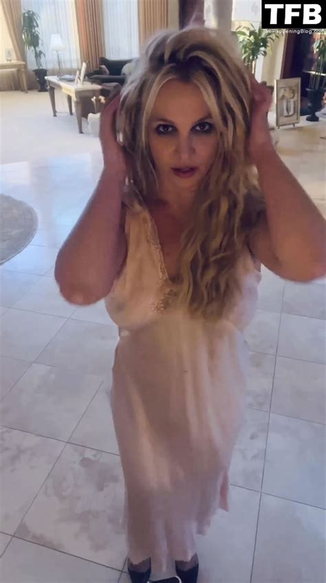 Britney Spears Sexy Pics Everydaycum The Fappening