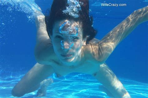 WifeCrazy Amateur Housewife