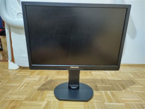 Philips B Brilliance Wuxga Monitor S Podesivim Postoljem