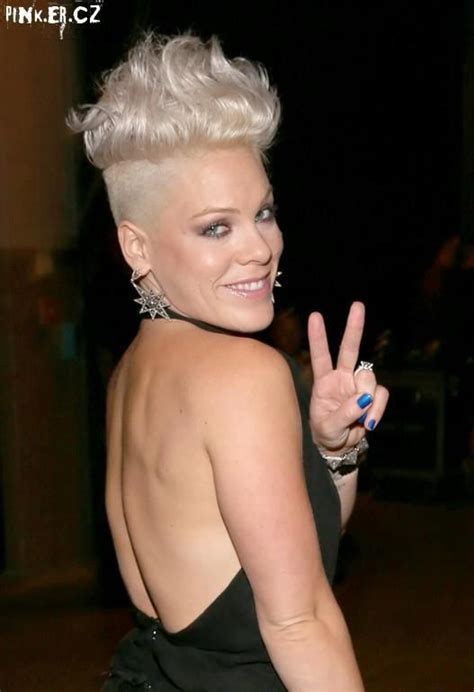 P Nk Alecia Moore Short Shaved Hairstyles Cool Hairstyles Undercut