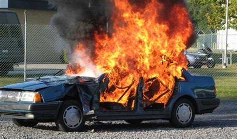 A Car Fire Occurs Every 96 seconds in the US - Baumgartner Law Firm