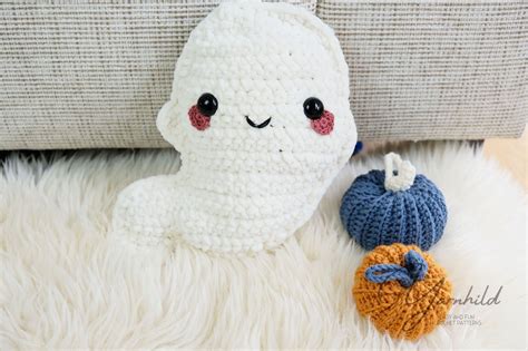 Crochet Ghost By Spin A Yarn Crochet — Cute And Cuddly Crochet Ghost