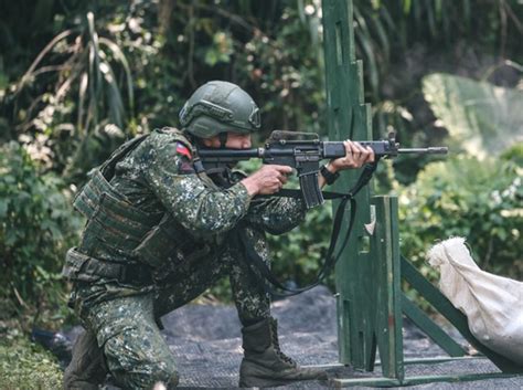 584旅聯兵3營甲車戰備偵巡 強化接敵戰鬥與作戰應變 軍事 中時新聞網