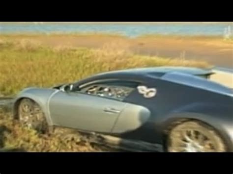 Bugatti Veyron Crash In Lake