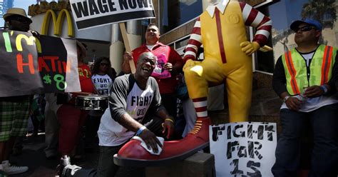 Mcdonalds Faces Employee Lawsuits In California 2 Other States Los