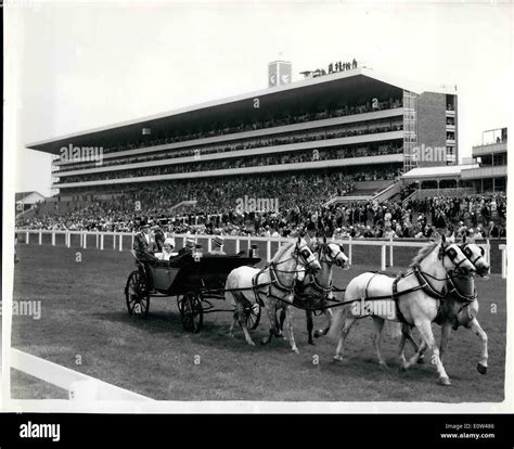 Ascot Grandstand Hi Res Stock Photography And Images Alamy