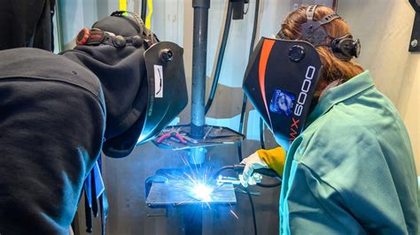 Mobile Welding Center Improves Training Accessibility Builds Oregon