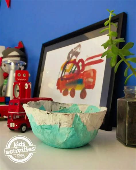 25 Simple Paper Mache Crafts for Artistic Fun - DIYCraftsGuru