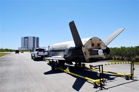 在地球軌道執行神祕任務，美國空軍 X 37b 太空飛機兩年後終於重返地球 Technews 科技新報