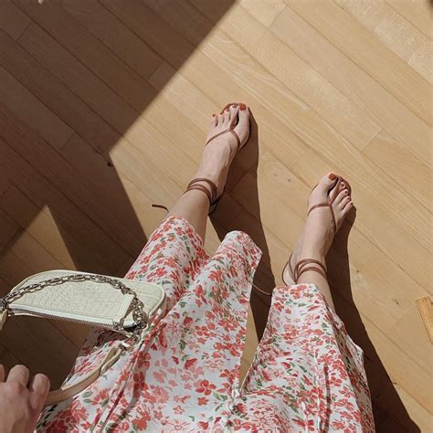 BTV thời trang gọi tên 3 đôi sandal hot nhất Hè 2020