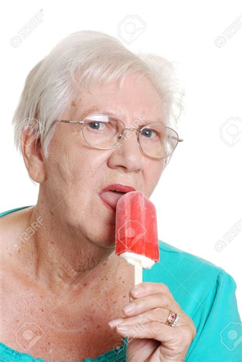 Popsicle Granny Discord Emoji