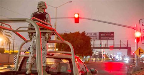 Hallan Seis Cuerpos Colgados De Puente Vehicular En Zacatecas Dos Caen