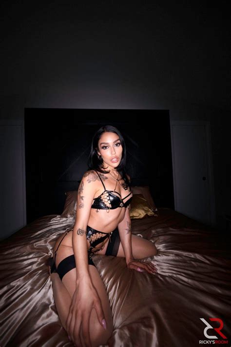 Gorgeous Latina Vanessa Sky Has Fun In Lingerie With Two Horny Black Dudes Photos