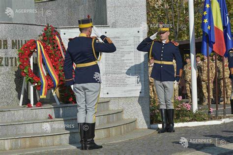 Ziua Veteranilor şi eroilor căzuţi în teatrele de operaţii este marcată