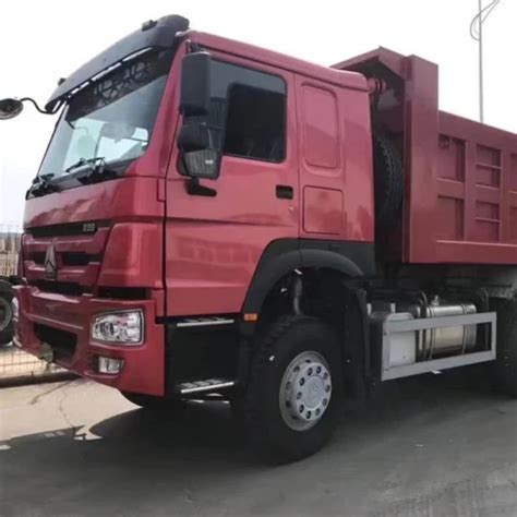 Howo 6 Wheel Dump Truck Load Volume Capacity 20 Tons Dubai Hot Sale Wheeled Dump Truck And