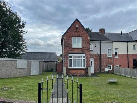 3 Bedroom Semi Detached House For Sale In Park Dale Castleford WF10