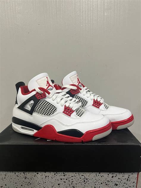 Nike Jordan 4 Fire Red | Grailed