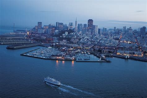 San Francisco Dinner Cruise - Hellotickets