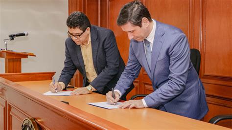 Firma De Convenio Entre La Ugb Y Universidad Caece