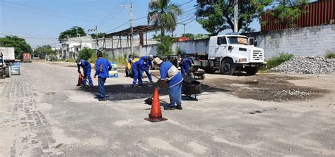 Ruas da Penha Circular recebem operação tapa buraco Diário do Rio de