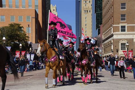 A Texas Style Parade It S Rodeo Time In Texas So I Thought I D Post A