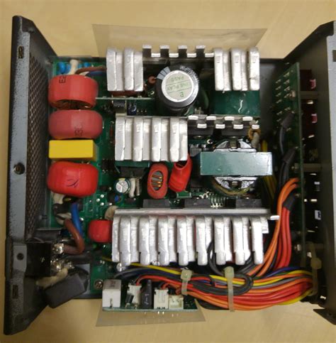 Myyty - M: Chieftec CFT-750-14CS-virtalähde *LPR/Espoo | TechBBS