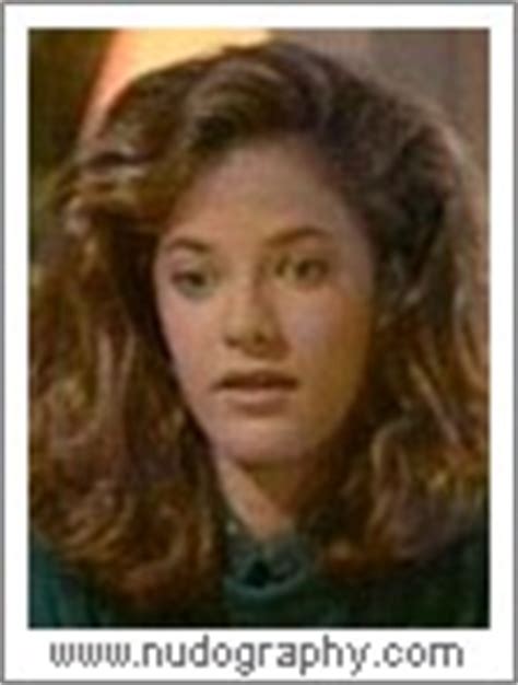 Has Andrea Elson Ever Been Nude