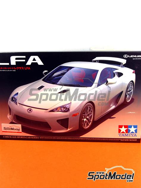 1/24 scale model cars 10