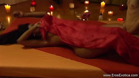 Yoni Massage For The Pussy From Wild Brunette MILF