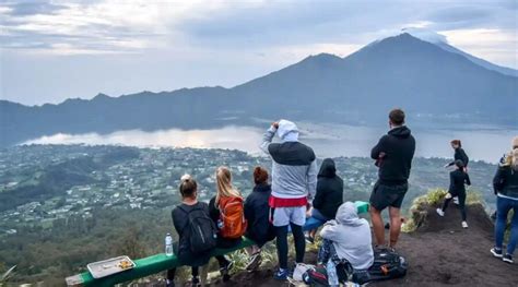 Bali Sunrise Trek To Mount Batur And Natural Hot Springs Bali