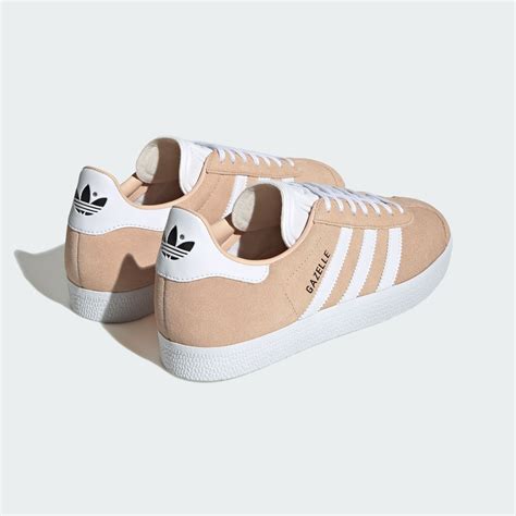 adidas Gazelle Shoes - Pink #SatelliteStompers | adidas UAE