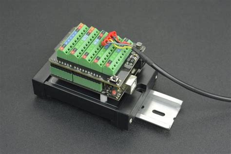 Staffa Per Montaggio Su Guida DIN Per Arduino UNO R3 Leonardo