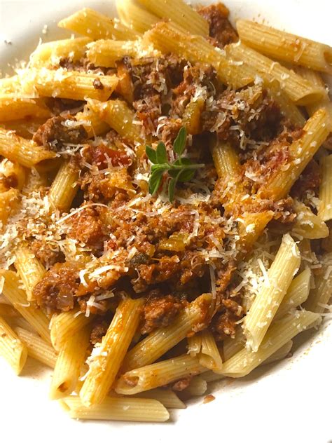 [Homemade] Penne pasta with Bolognese sauce : r/food