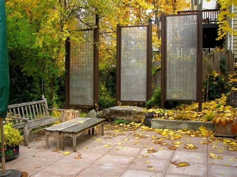 Outdoor Privacy Screen Ideas You Can Use At Your House