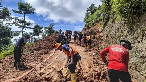 Sempat Terputus Karena Longsor Akses Tiga Desa Di Bojonggambir