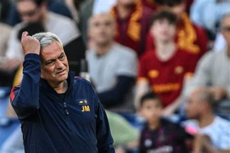 Mourinho not down after Roma fall to Inter: "I'm tremendously proud of ...