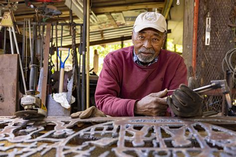 Athens Artist Creates Benches To Honor Holmes And Hunter