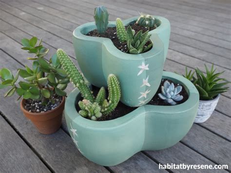 These DIY cactus pots are looking sharp | Habitat by Resene