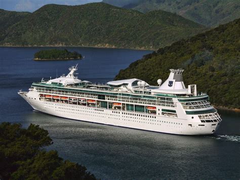 Rhapsody of the Seas - description, photos, position, cruise deals