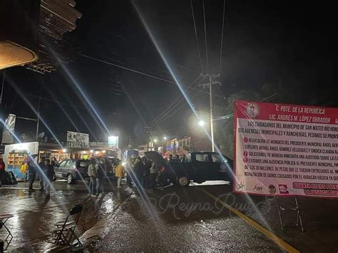 Mantienen El Bloqueo Sobre La Carretera Estatal 175 A La Altura De San