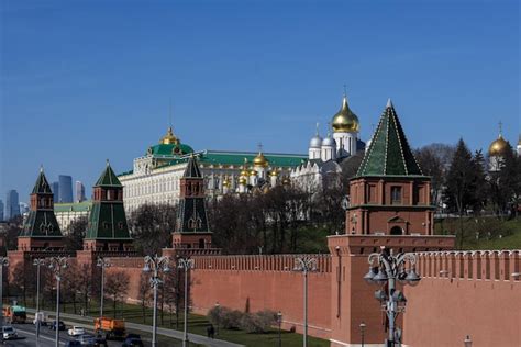 Premium Photo | Moscow kremlin and red square