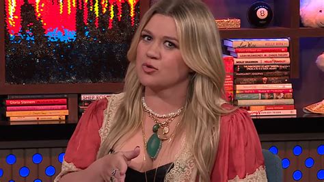 Kelly Clarkson On Carrie Underwood Beef Since U Been Gone Story