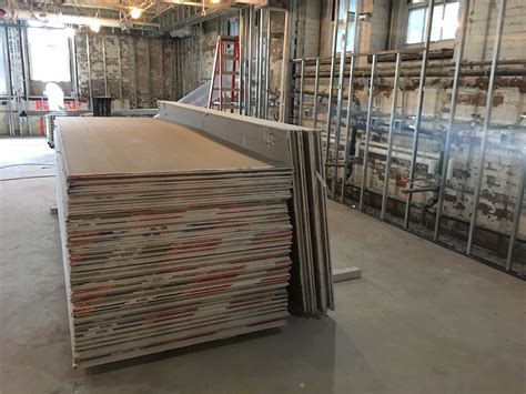 The sheetrock has arrived – Nolop
