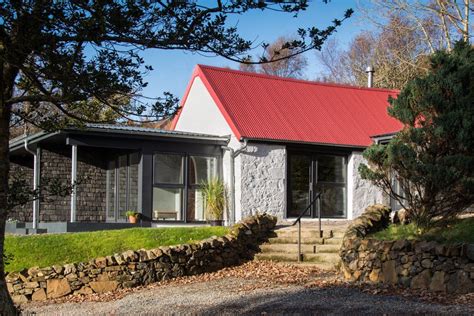 The Old Little Theatre Scottish Cottages Boutique Retreats Red Roof