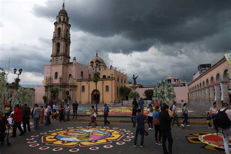 Celebran Encuentro Internacional De Alfombristas De Uriangato Una