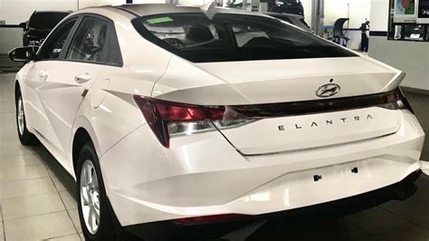 Hyundai Elantra 2023 Bản Tiêu Chuẩn Giá 599 Triệu Trang Bị Gì