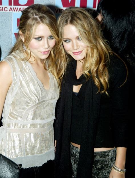 In photos: The Olsen twins turn 32: A look back - All Photos - UPI.com